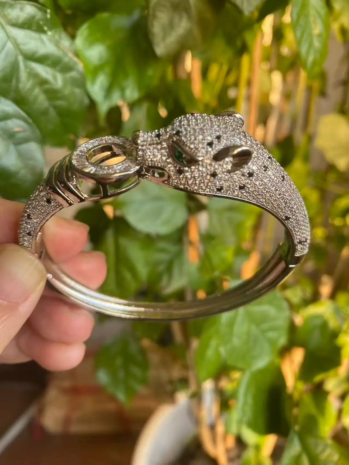 MACO Luxury Leopard Chunky Bangle – Classic Unisex Personality Statement Bracelet