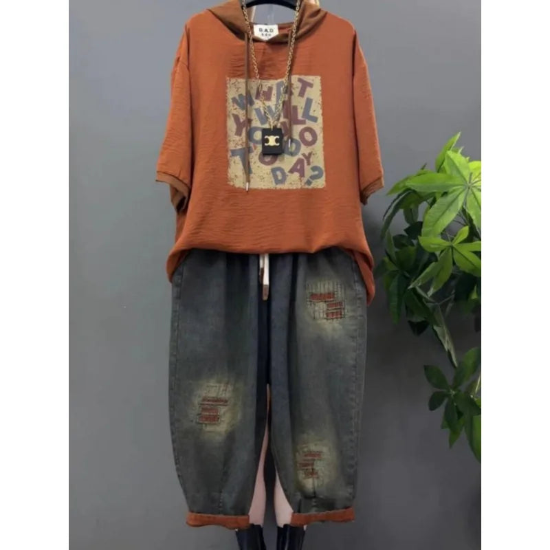 MACO Luxury Vintage Two-Piece Denim Anzug – Plus Size Hooded T-Shirt & Printed Jeans Set