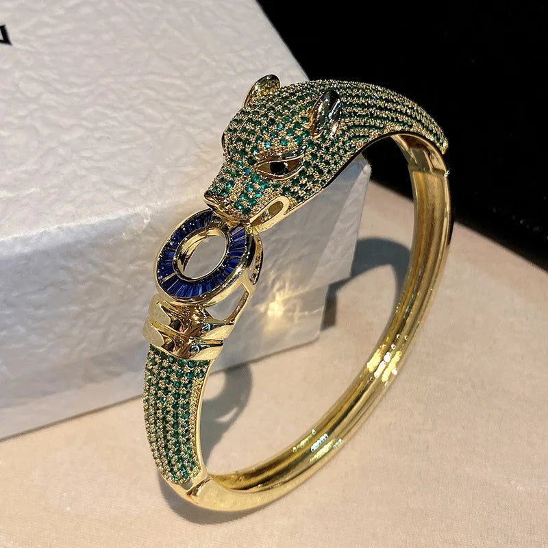 MACO Luxury Leopard Chunky Bangle – Classic Unisex Personality Statement Bracelet